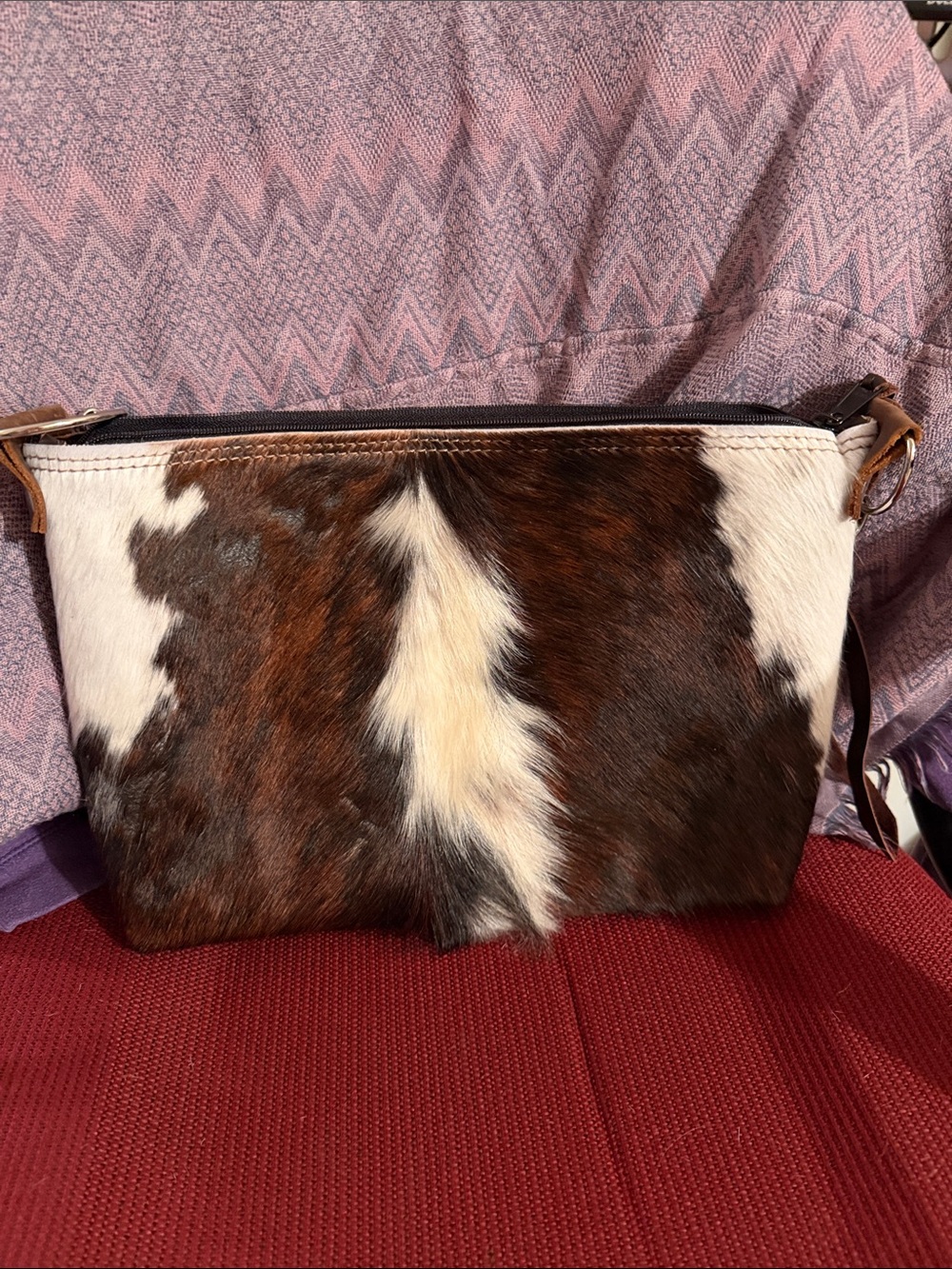 2-l large sling- Brown & White